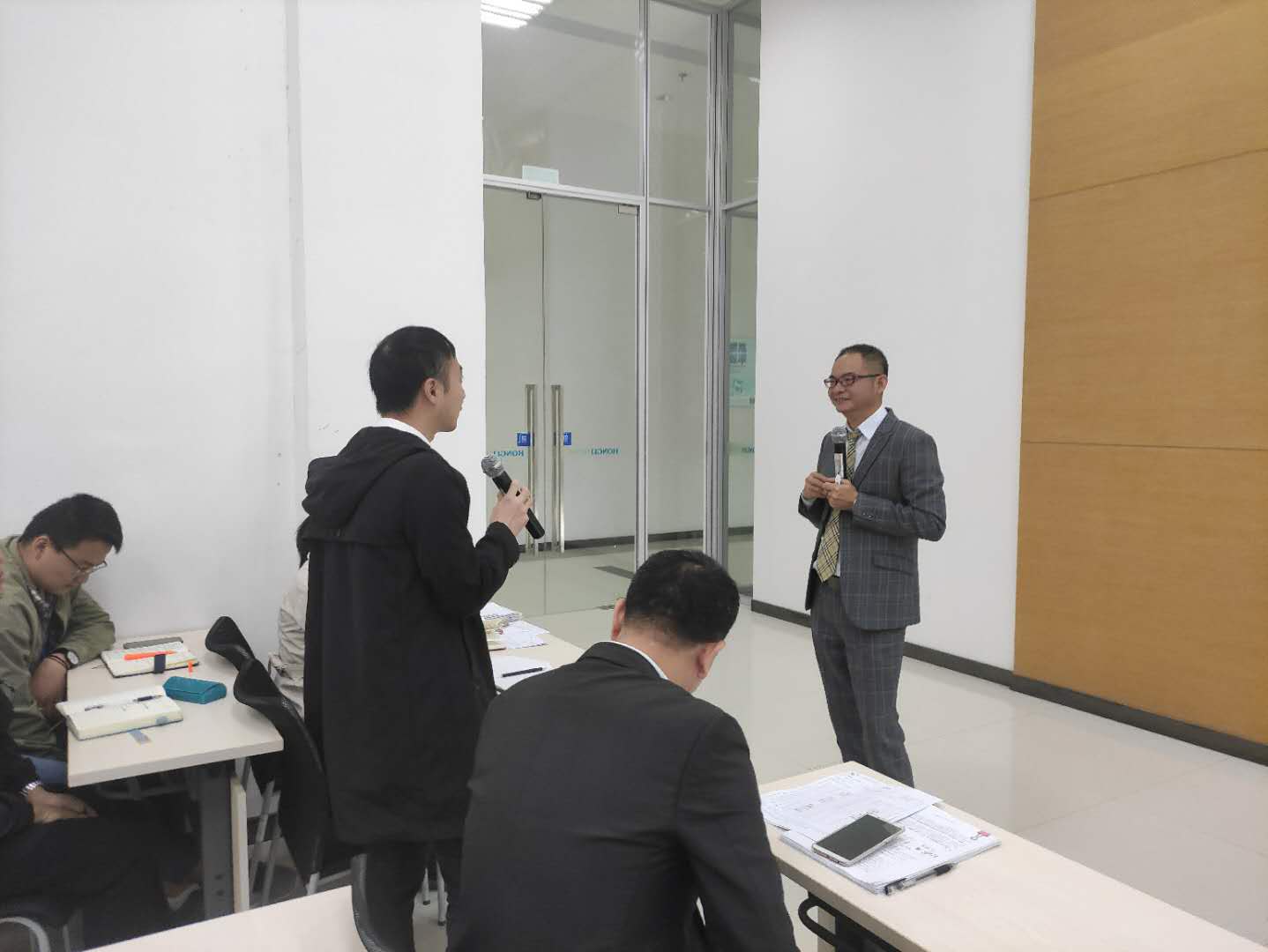 江西鸿利光电优秀员工责任动力思维模式培训第二期